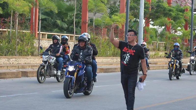 El-Motor-De-Las-Motos-Se-Escucho-En-Malecon